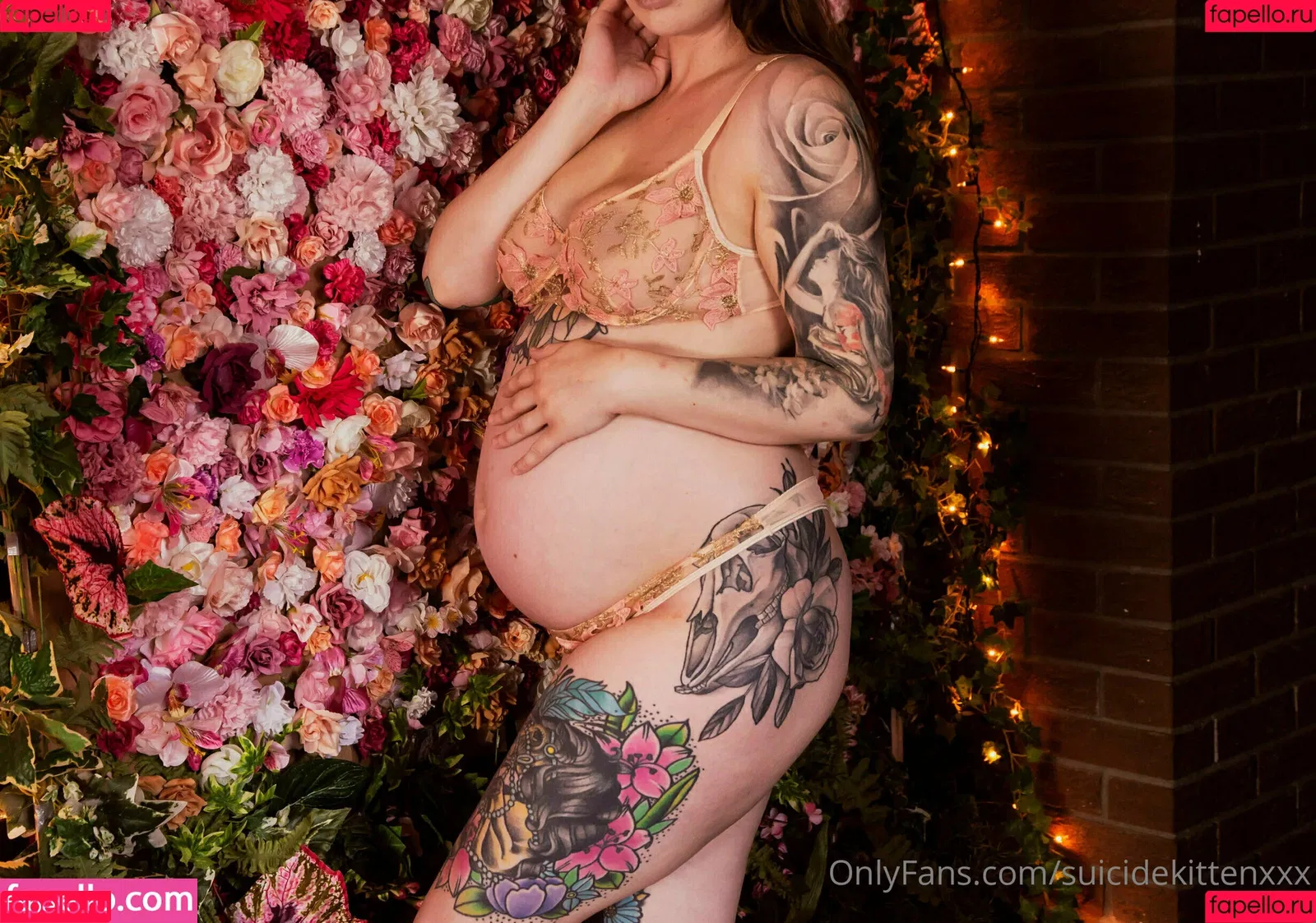 suicidekittenxxx Onlyfans Photo Gallery 