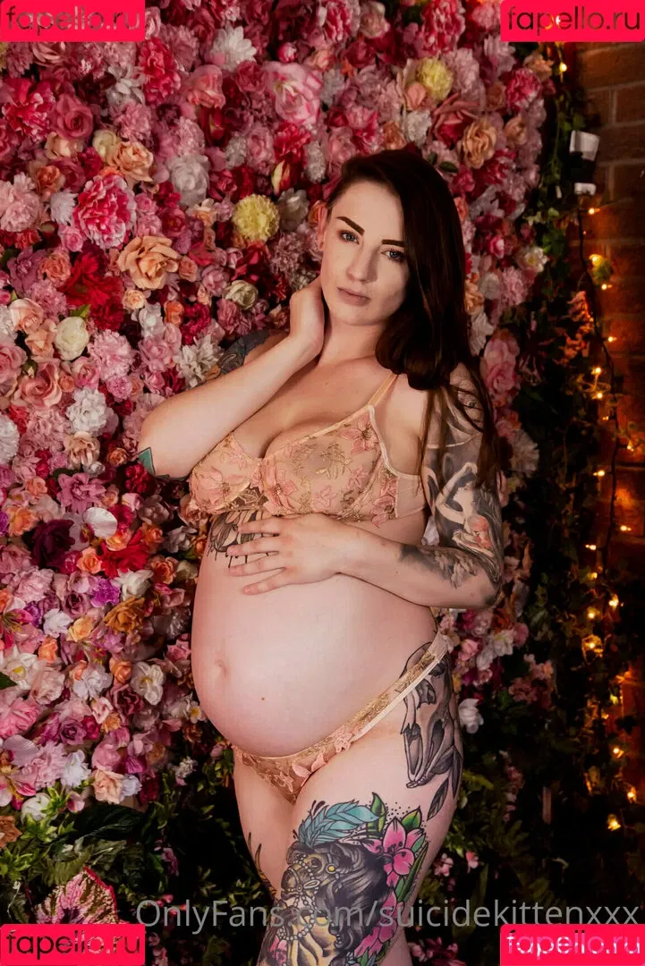 suicidekittenxxx Onlyfans Photo Gallery 