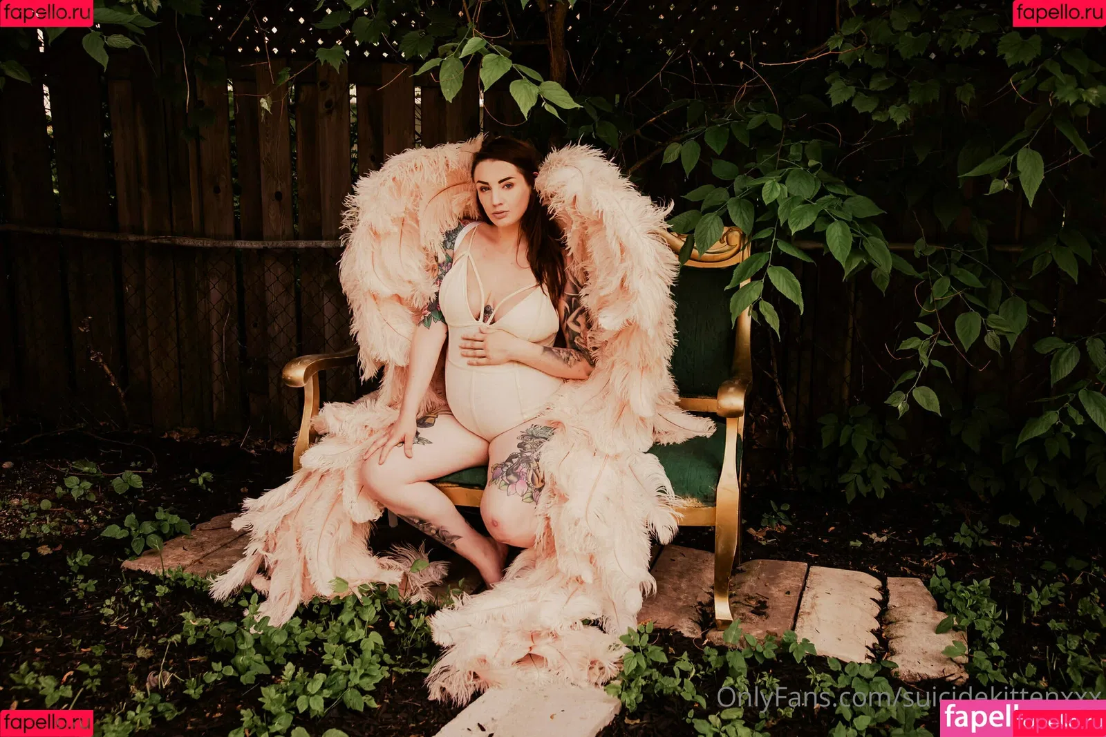 suicidekittenxxx Onlyfans Photo Gallery 