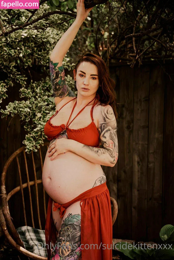 suicidekittenxxx Onlyfans Photo Gallery 
