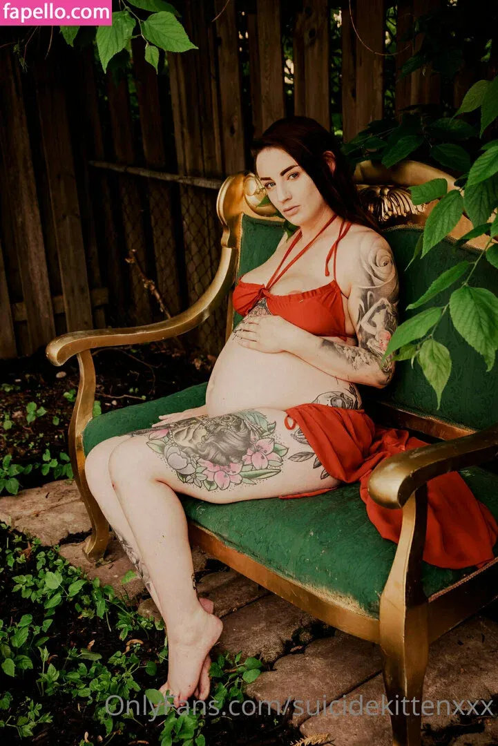 suicidekittenxxx Onlyfans Photo Gallery 