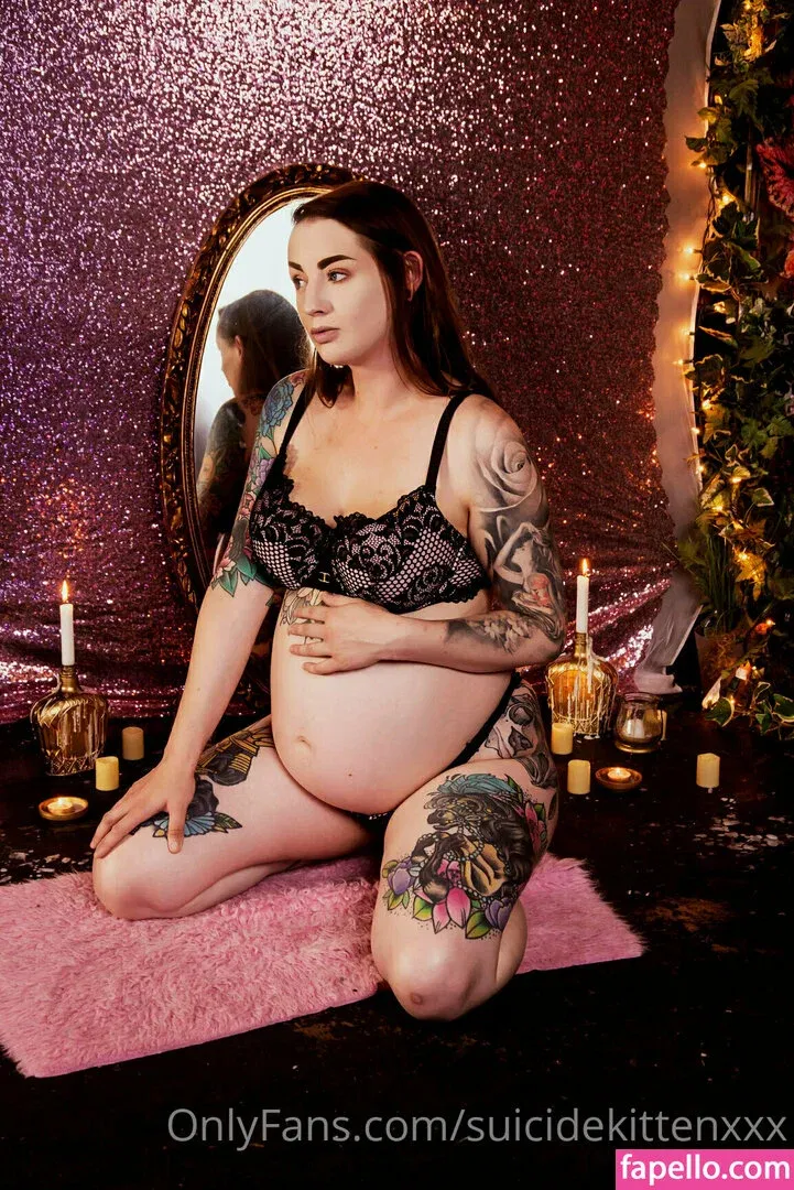 suicidekittenxxx Onlyfans Photo Gallery 