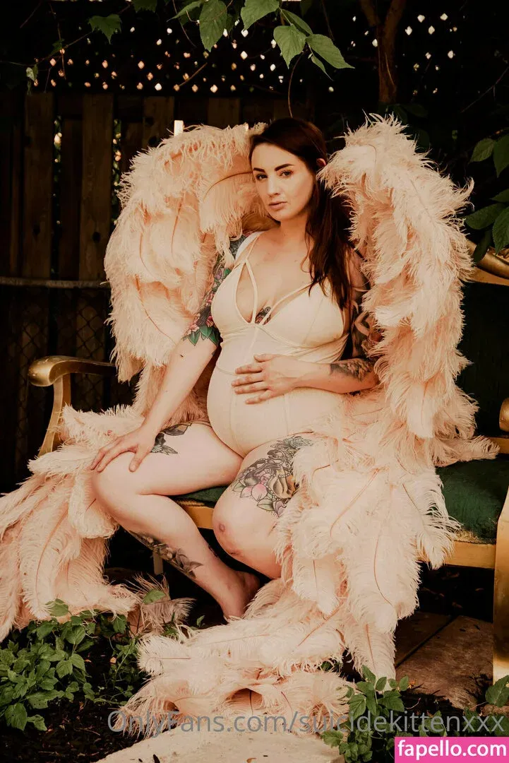 suicidekittenxxx Onlyfans Photo Gallery 