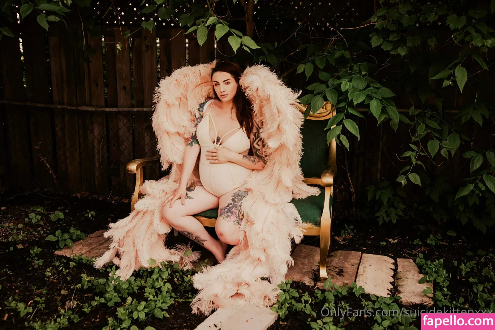 suicidekittenxxx Onlyfans Photo Gallery 