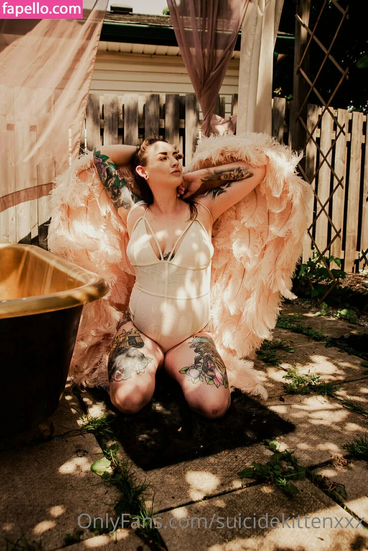 suicidekittenxxx Onlyfans Photo Gallery 