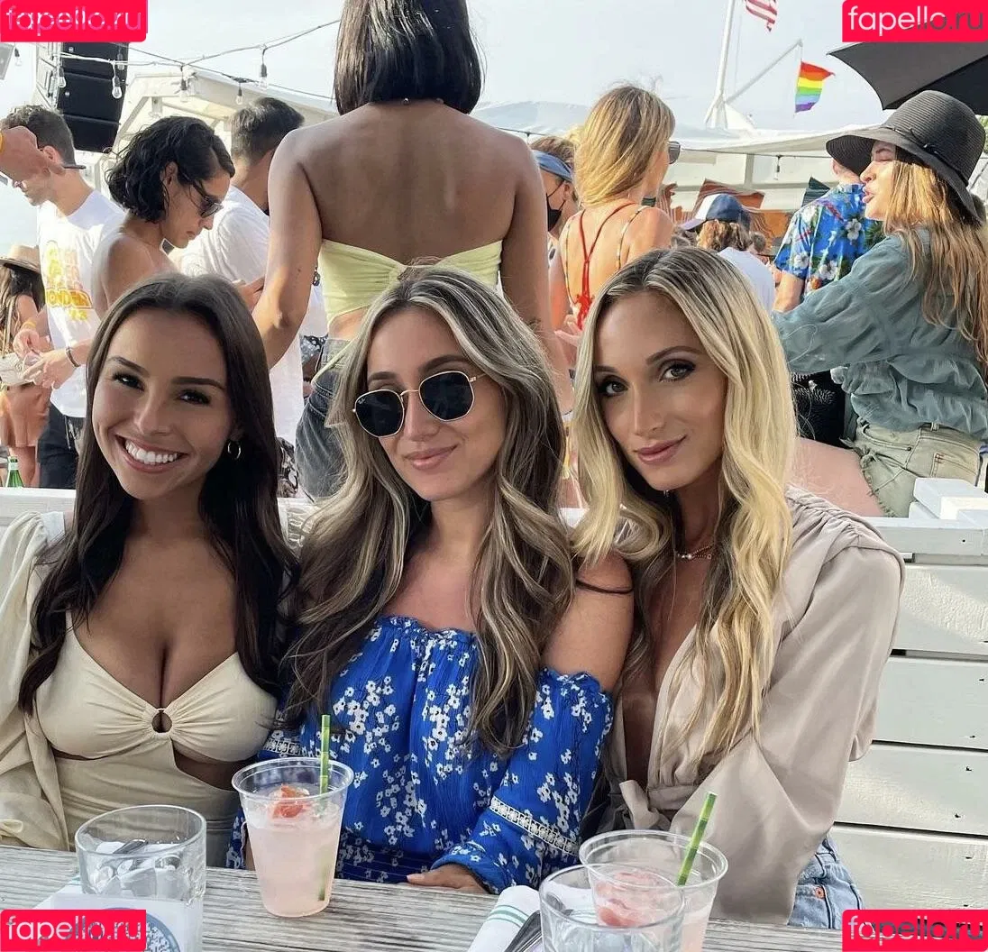 Faryn Corey Onlyfans Photo Gallery 