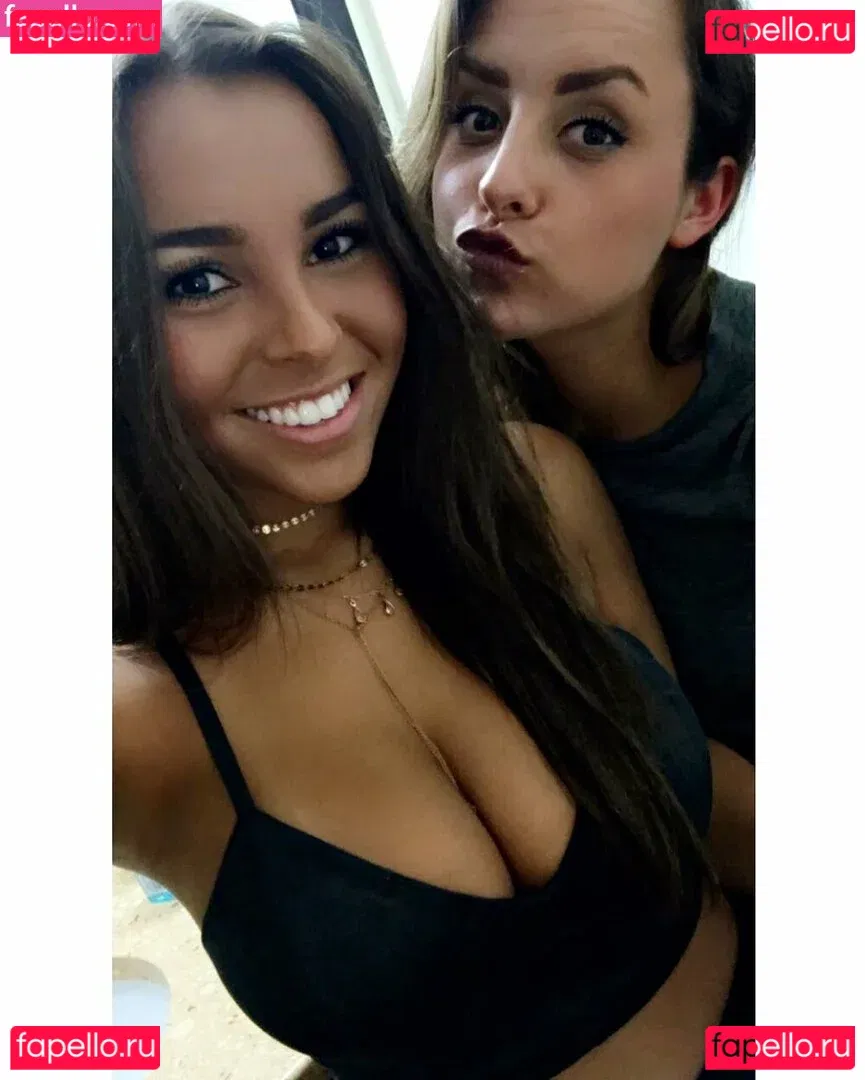 Faryn Corey Onlyfans Photo Gallery 