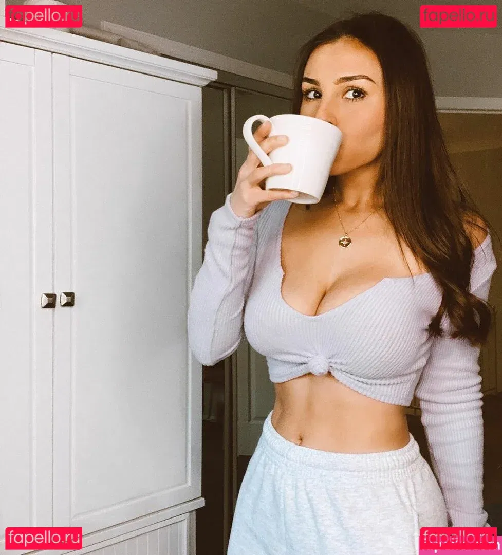 Faryn Corey Onlyfans Photo Gallery 