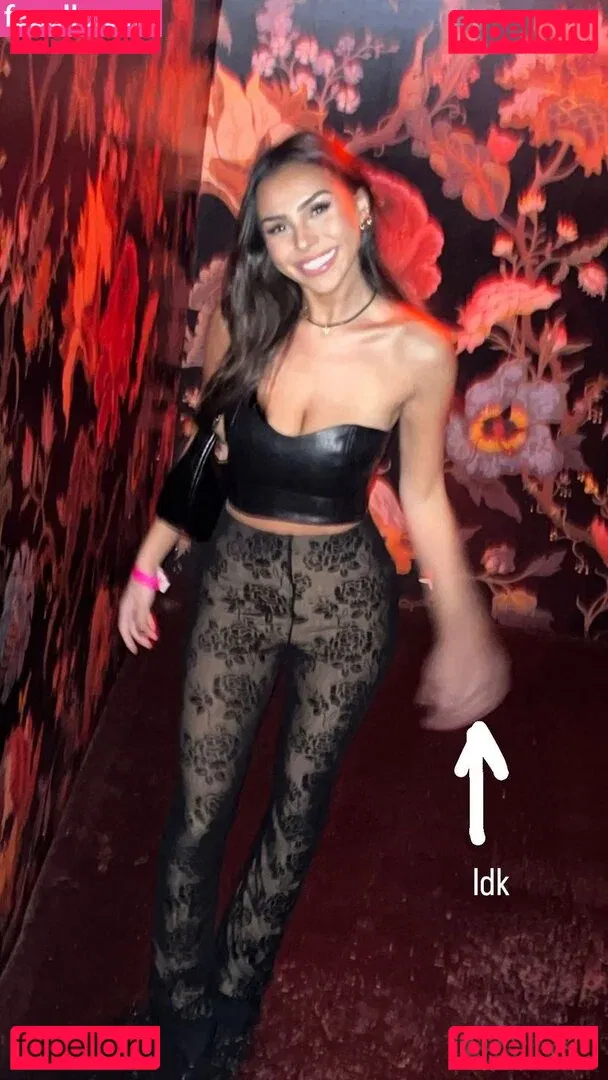 Faryn Corey Onlyfans Photo Gallery 