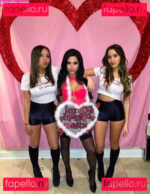 Faryn Corey Onlyfans Photo Gallery 