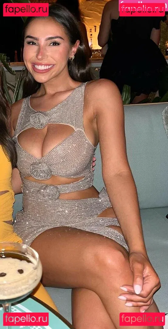 Faryn Corey Onlyfans Photo Gallery 