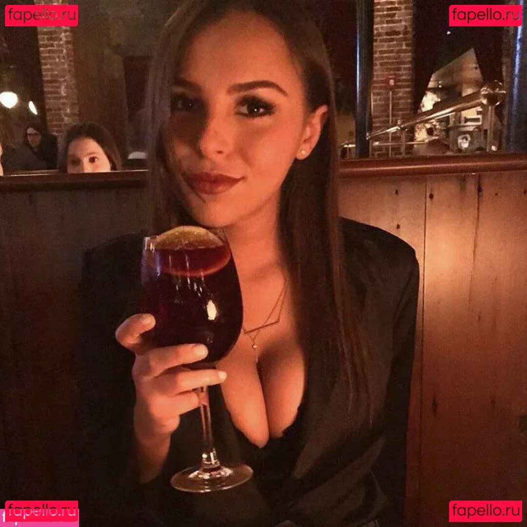 Faryn Corey Onlyfans Photo Gallery 