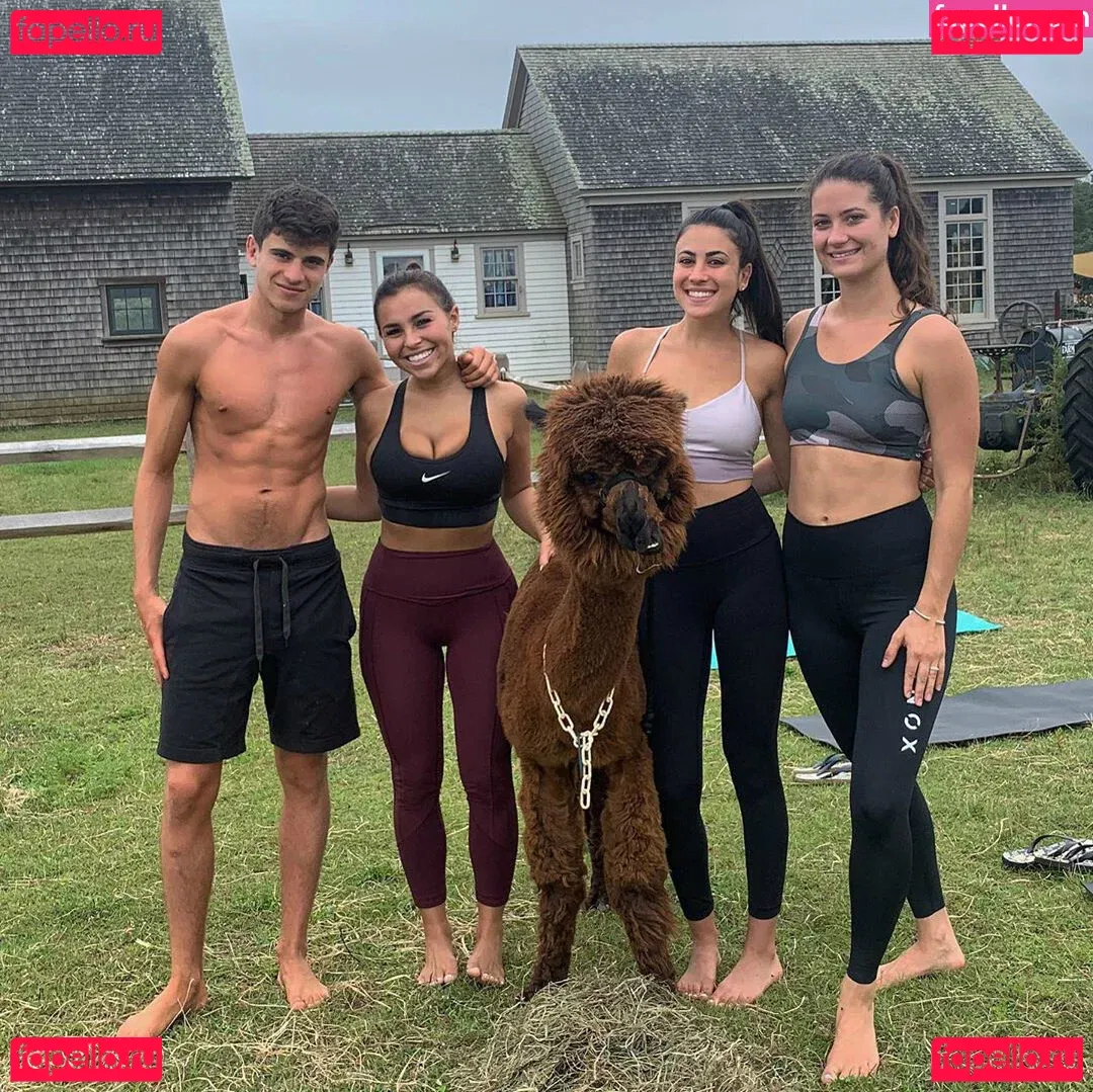 Faryn Corey Onlyfans Photo Gallery 