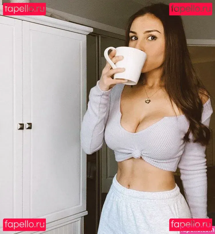 Faryn Corey Onlyfans Photo Gallery 