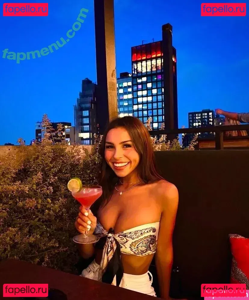 Faryn Corey Onlyfans Photo Gallery 