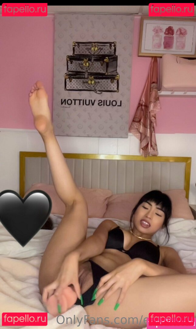 M4Eevee Nude Onlyfans Photo 15