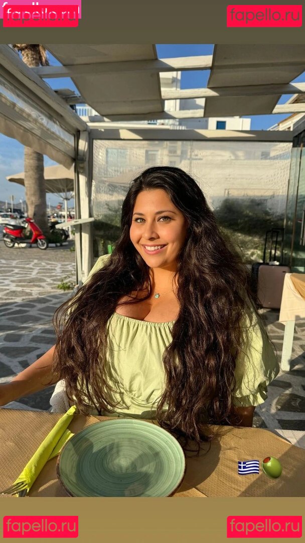 Vanessa R Nude Onlyfans Photo 3