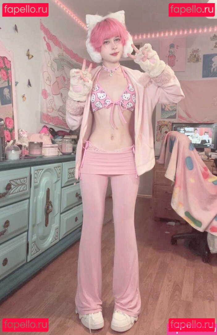 Strawbabyboy Nude Onlyfans Photo 24