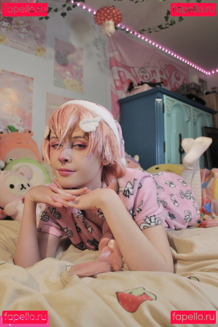 Strawbabyboy Nude Onlyfans Photo 19