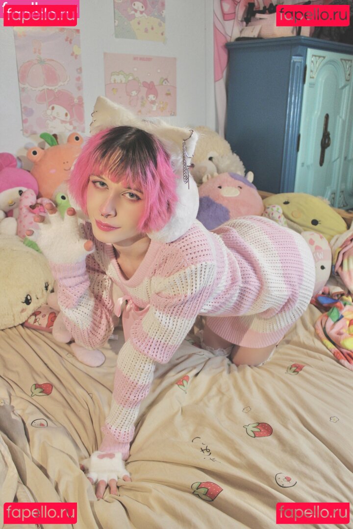 Strawbabyboy Nude Onlyfans Photo 4