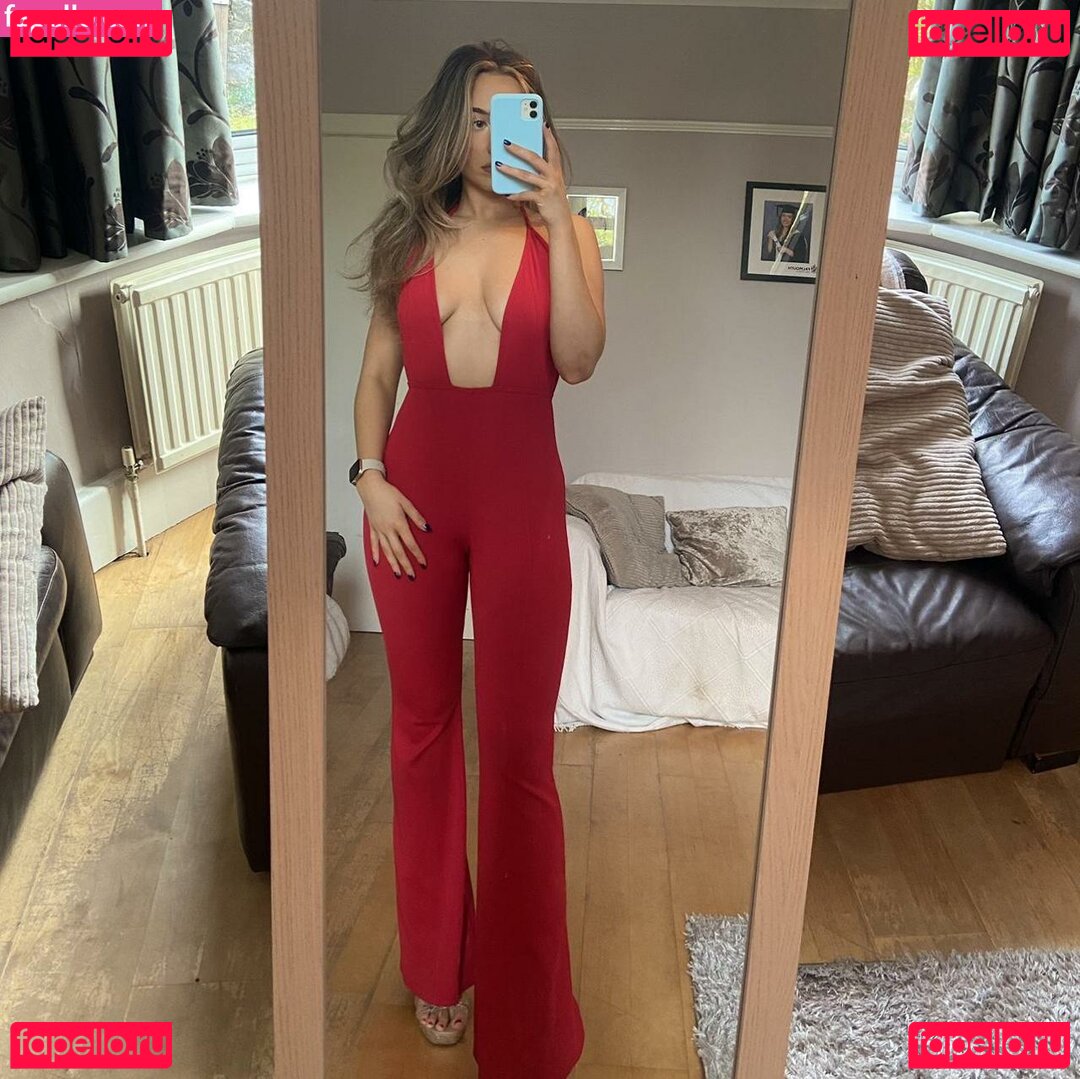 Steph Briggs Nude Onlyfans Photo 39