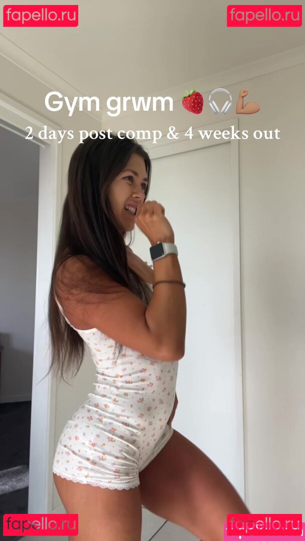 Laura Spence Nude Onlyfans Photo 16