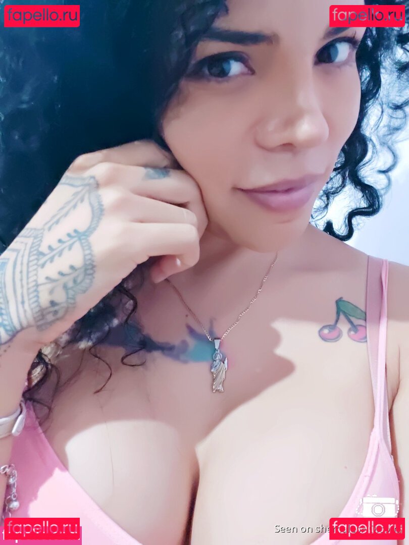 Nikole Ferrer Nude Onlyfans Photo 16