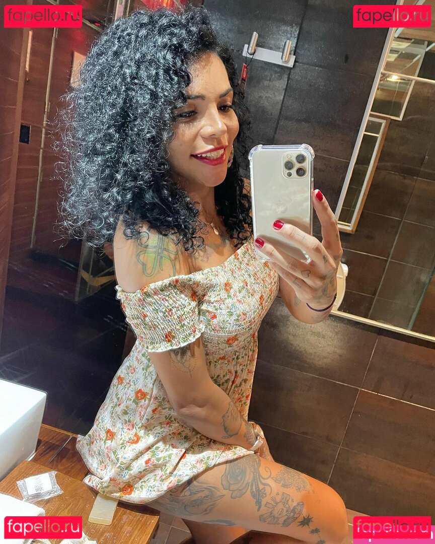 Nikole Ferrer Nude Onlyfans Photo 8