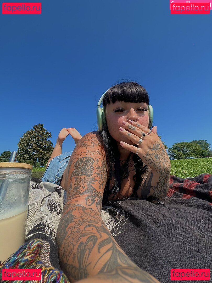 Venicecemetery Nude Onlyfans Photo 49