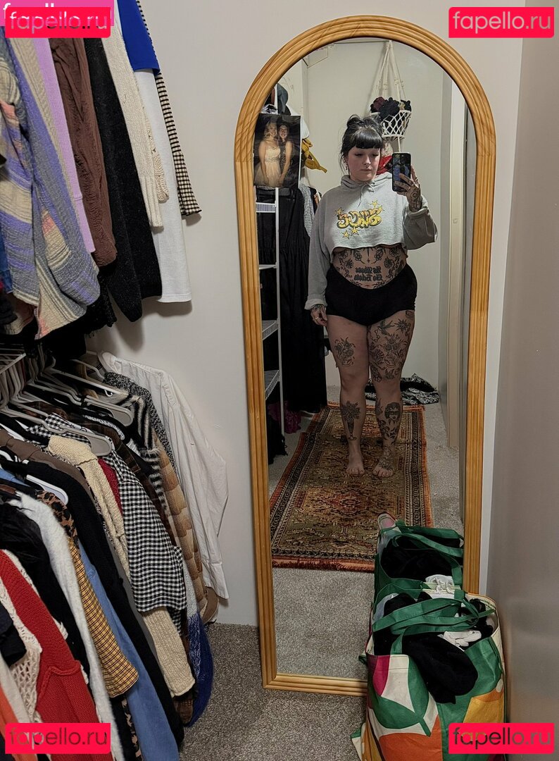 Venicecemetery Nude Onlyfans Photo 36