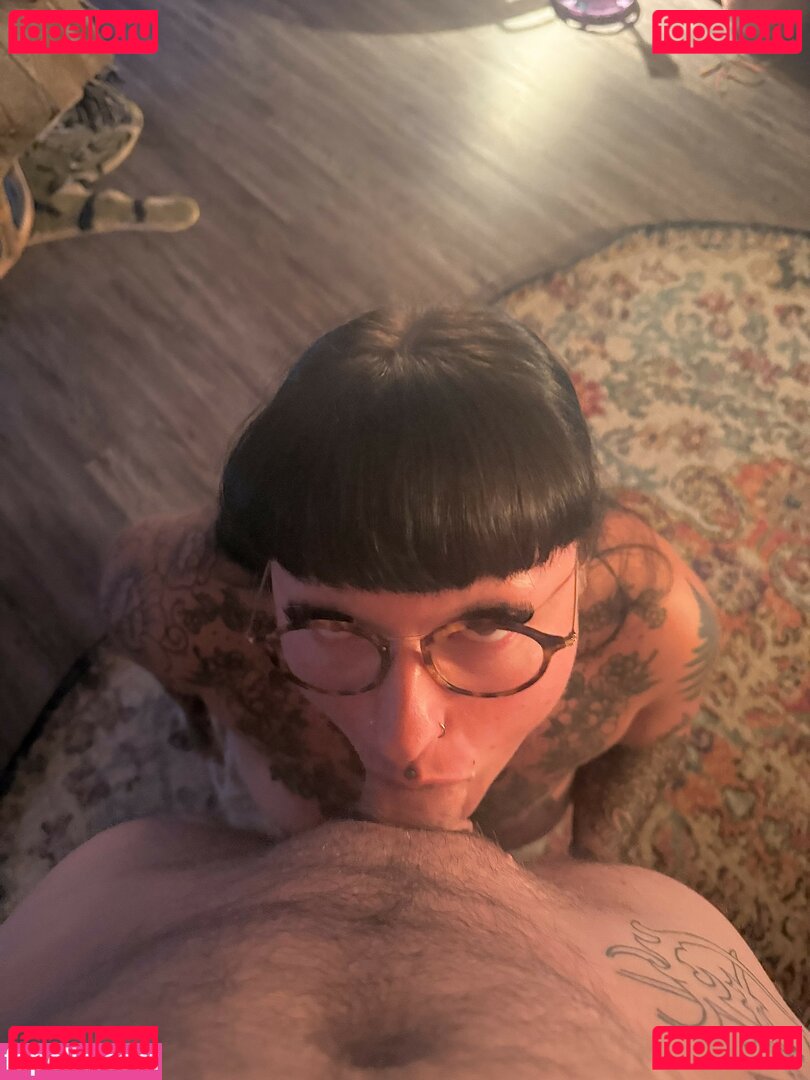 Venicecemetery Nude Onlyfans Photo 12