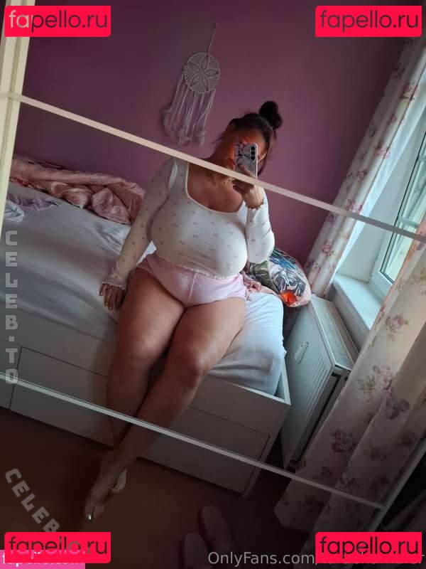 Tara-Chambler Nude Onlyfans Photo 23