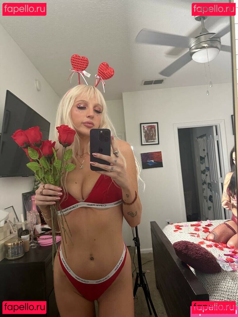 Katycarnegie Nude Onlyfans Photo 25