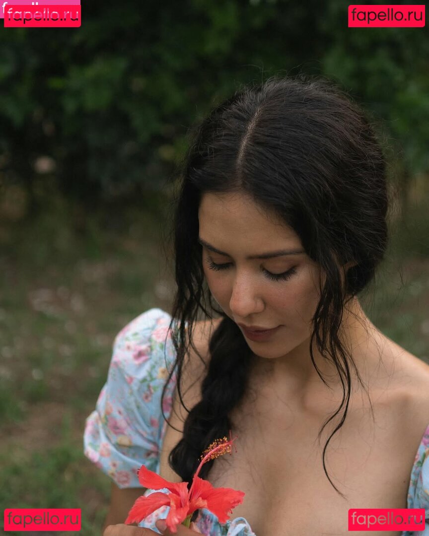 Sonam Bajwa Nude Onlyfans Photo 25