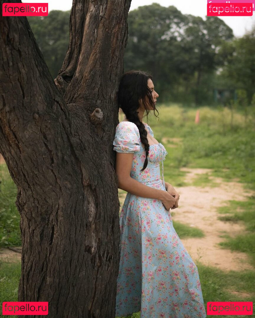 Sonam Bajwa Nude Onlyfans Photo 24