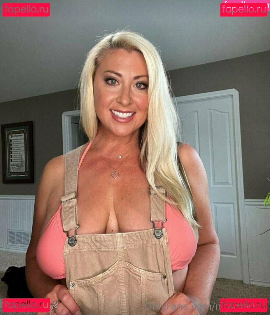 nitatv Nude Onlyfans Photo 15