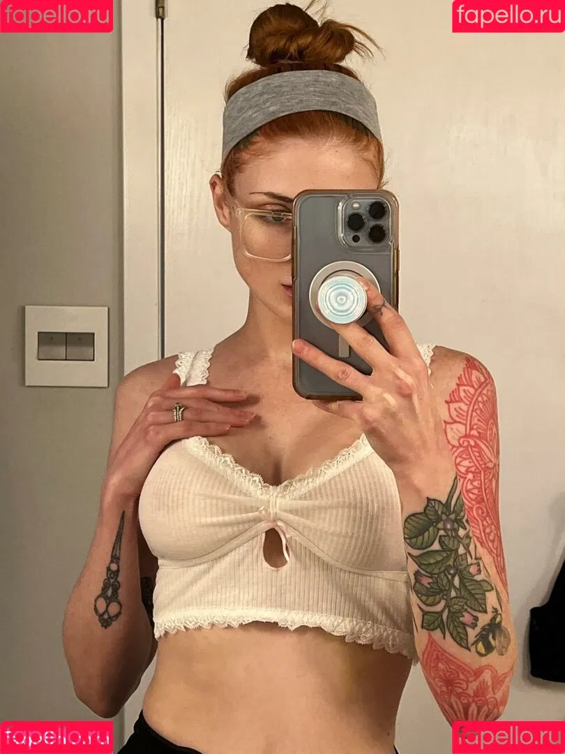 katierosecoloredglasses Onlyfans Photo Gallery 