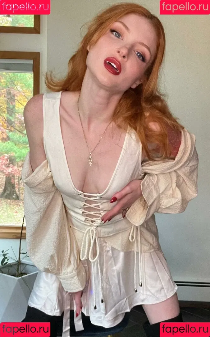katierosecoloredglasses Onlyfans Photo Gallery 