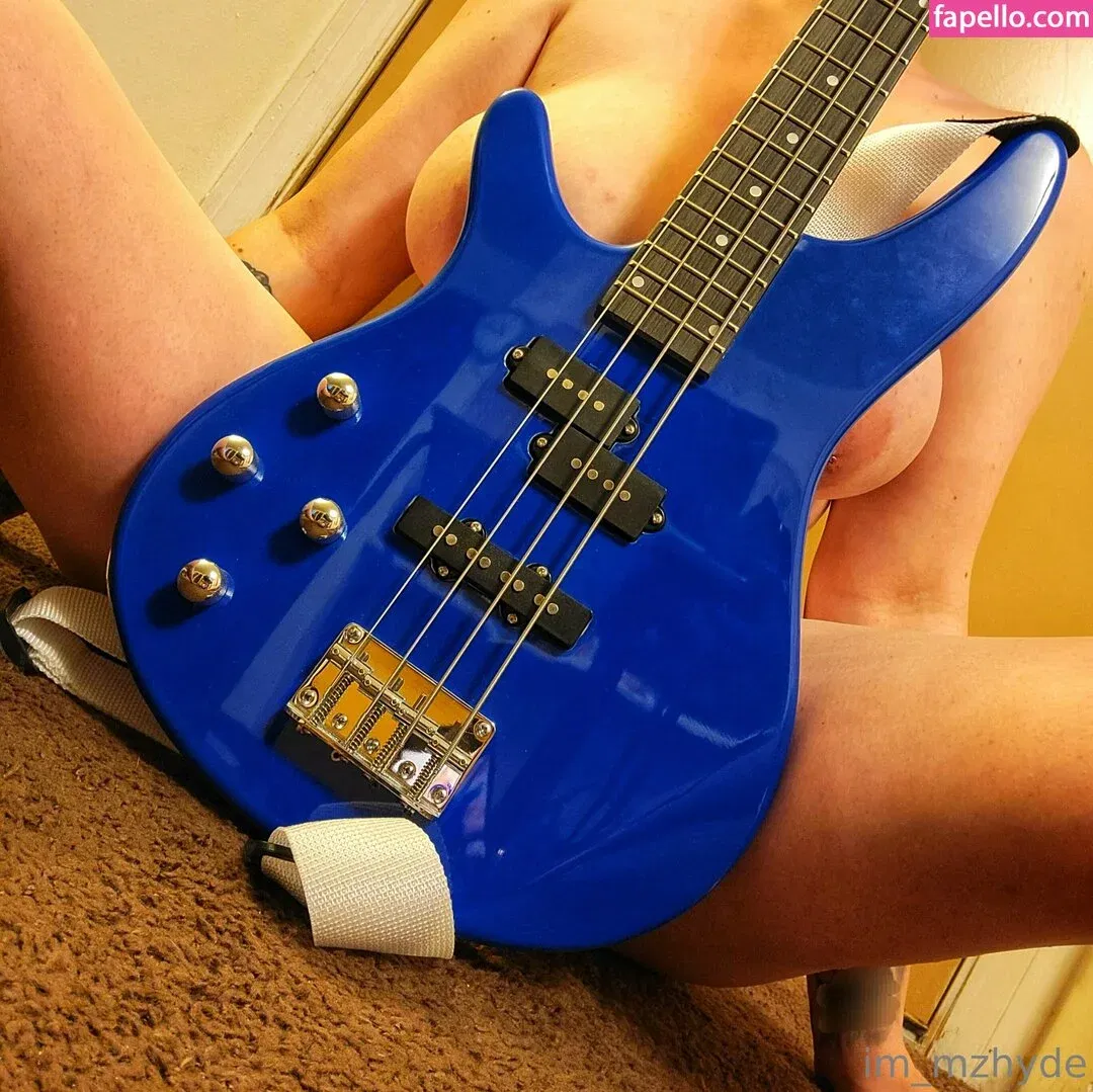 im_mzhyde Onlyfans Photo Gallery 