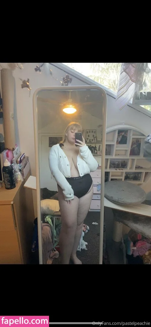 pastelpeachie Onlyfans Photo Gallery 