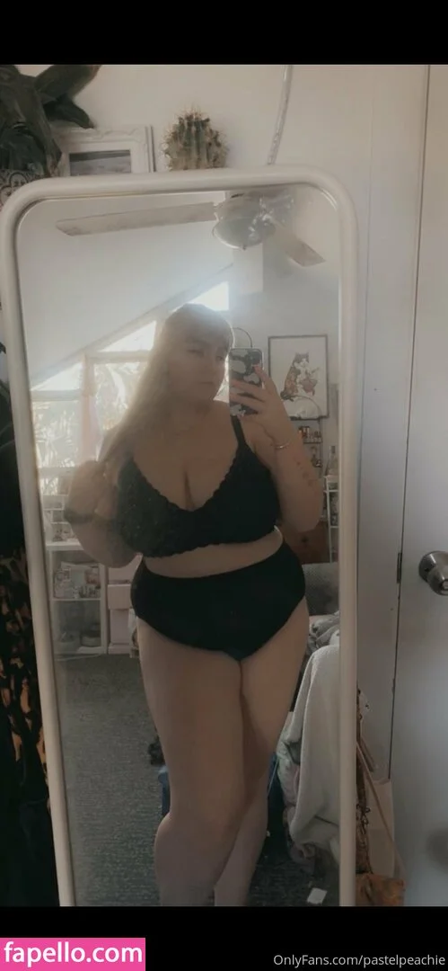 pastelpeachie Onlyfans Photo Gallery 