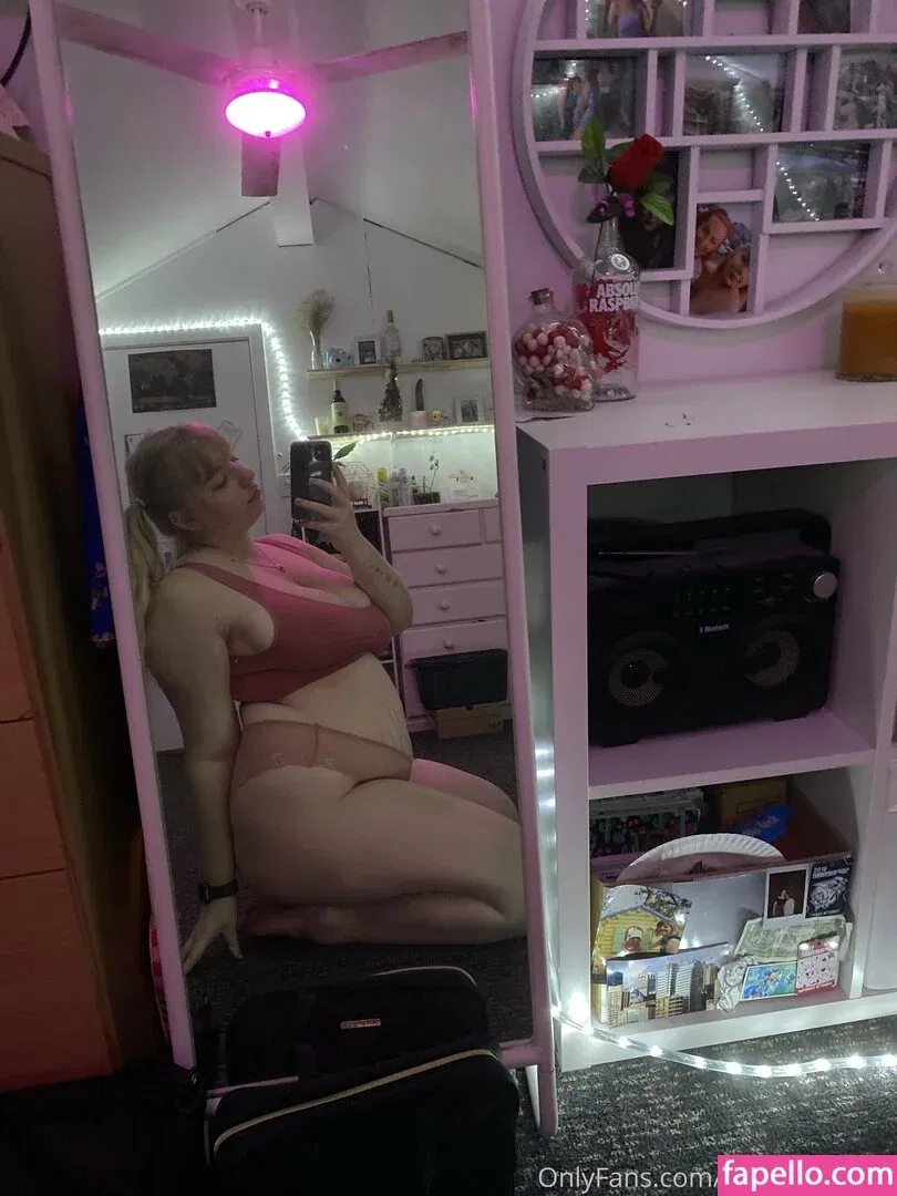 pastelpeachie Onlyfans Photo Gallery 