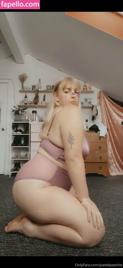 pastelpeachie Onlyfans Photo Gallery 