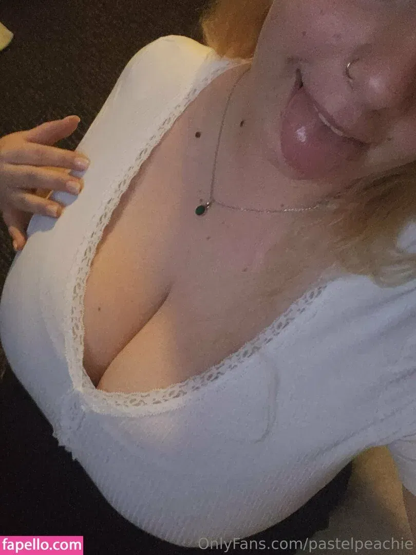 pastelpeachie Onlyfans Photo Gallery 