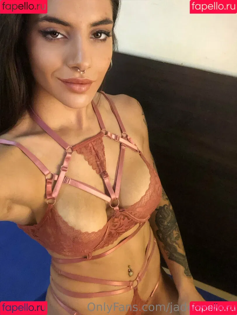 jadelaurens Onlyfans Photo Gallery 