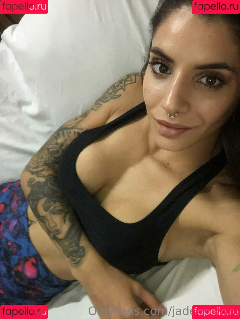 jadelaurens Onlyfans Photo Gallery 