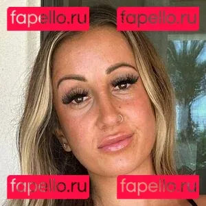 bellaslaysxo Onlyfans Photo Gallery 