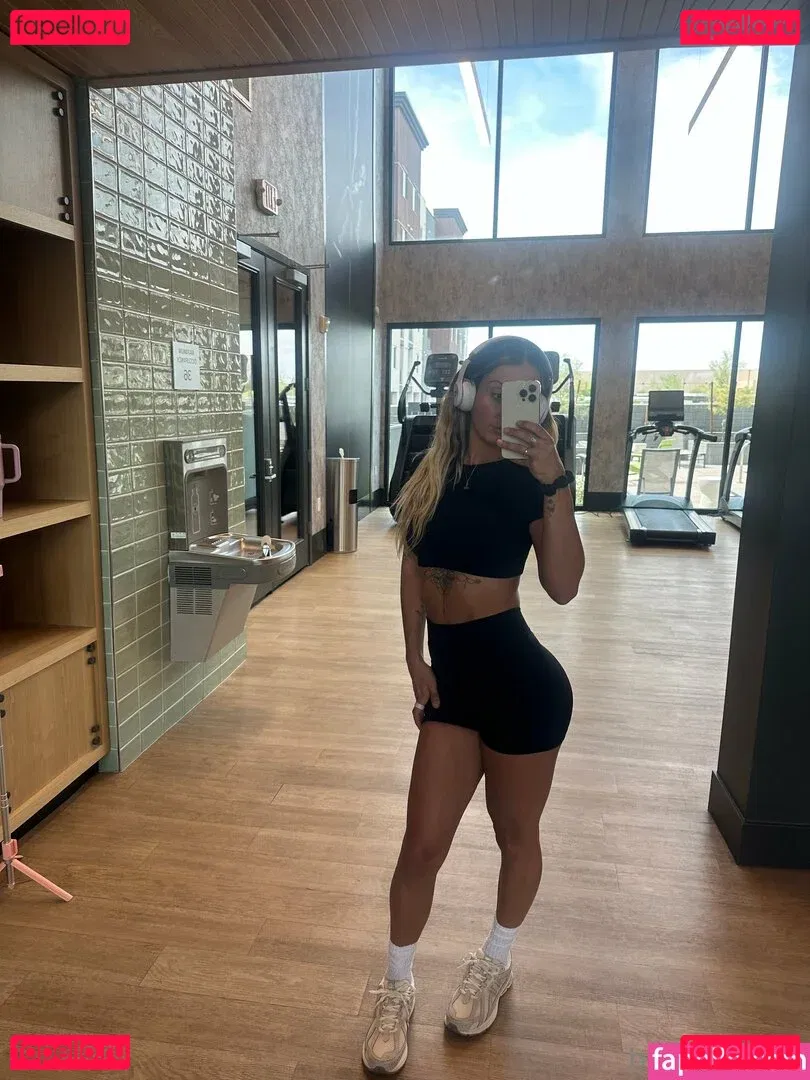 bellaslaysxo Onlyfans Photo Gallery 