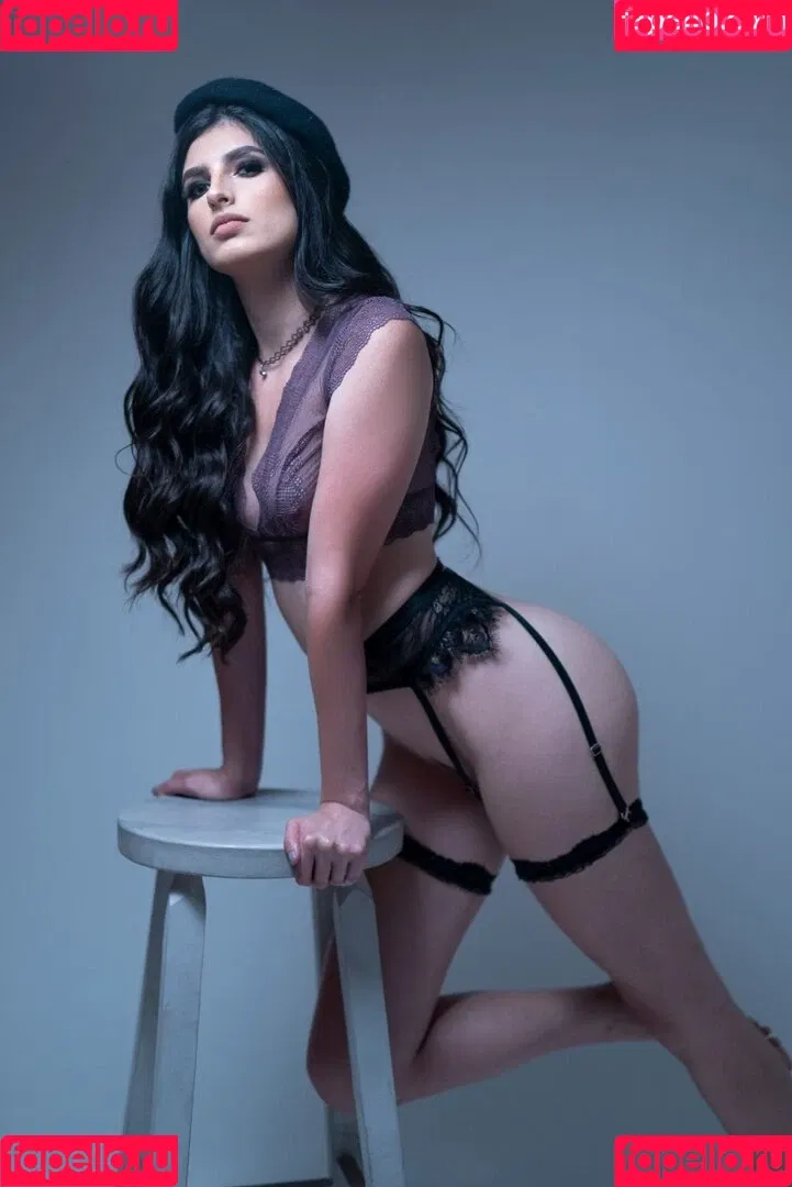Hollyshit_ Onlyfans Photo Gallery 