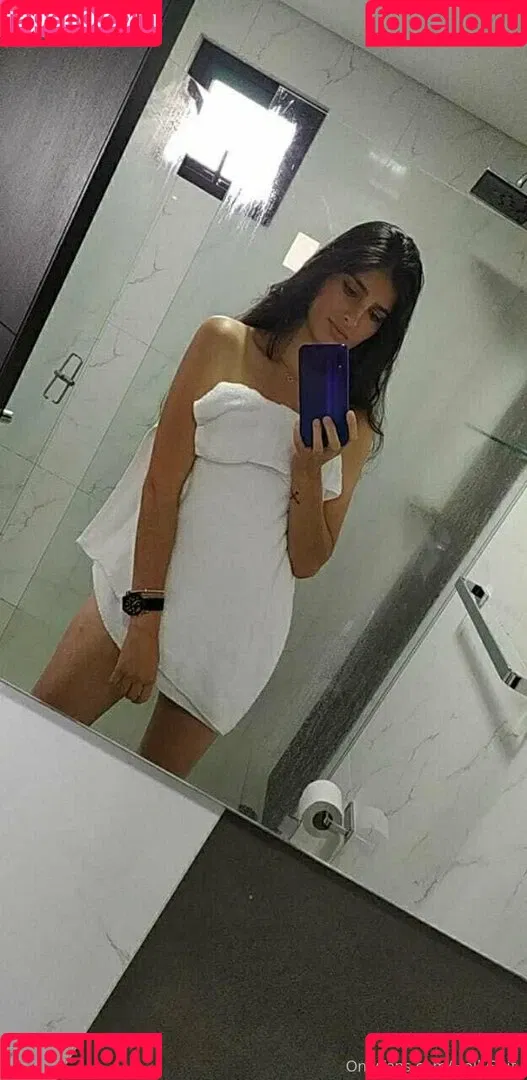 Hollyshit_ Onlyfans Photo Gallery 